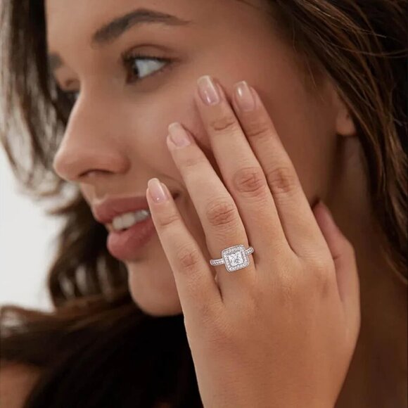Memorial Ring for Women Cremation Keepsake Jewelry for Ashes  925 Sterling Silver Cremation Urn Ring for Women Cz Memorial Keepsake Jewelry